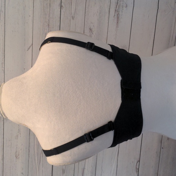 lululemon ta ta tamer - Picture 5 of 8